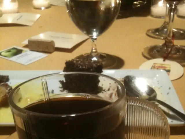 Delve into the delectable Uzbek culinary traditions with these 16 mouthwatering dishes: