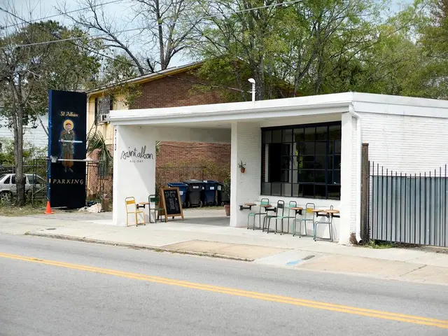 Indian eatery Dishoom, renowned for its cult status, has inaugurated a two-room hotel in Notting...