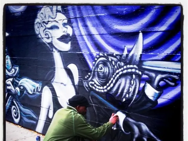 "350,000 bottles amassed: Celebrate your birthday by returning your deposit!"