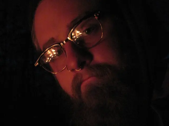 Capturing Memorable Shots for Social Media During Journeys