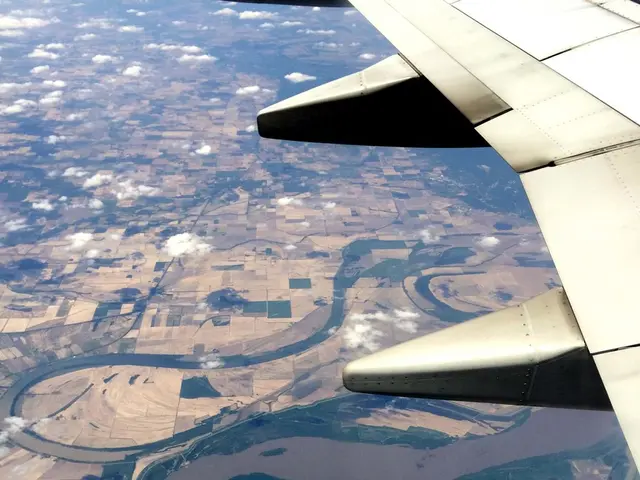 Minor mistakenly travels from Menorca to Milan by airplane