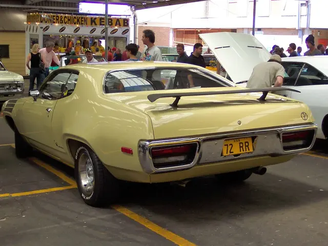 Historic automobiles, premium baked goods, and urban graffiti transform this German urban area into...