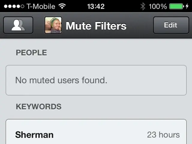 Ahead of its debut on May 15 with United Airlines, Starlink receives widespread acclaim